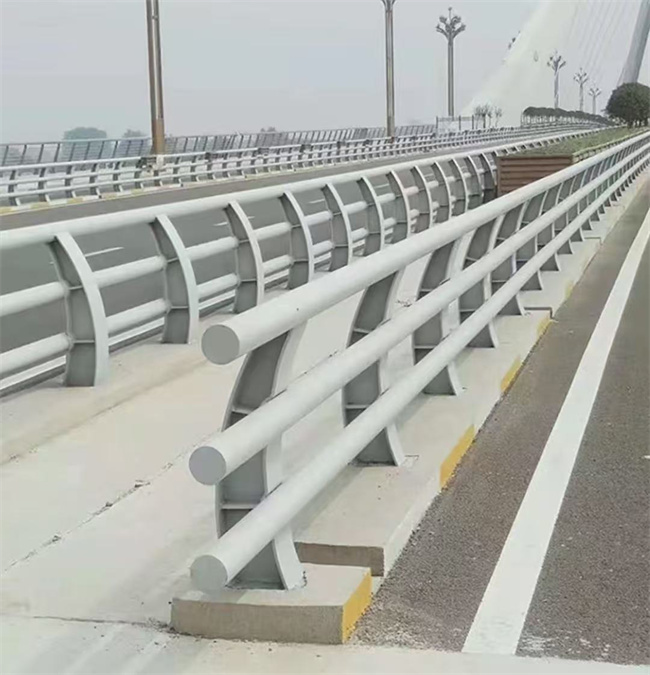 人行道护栏厂家报价各种护栏当地经销商