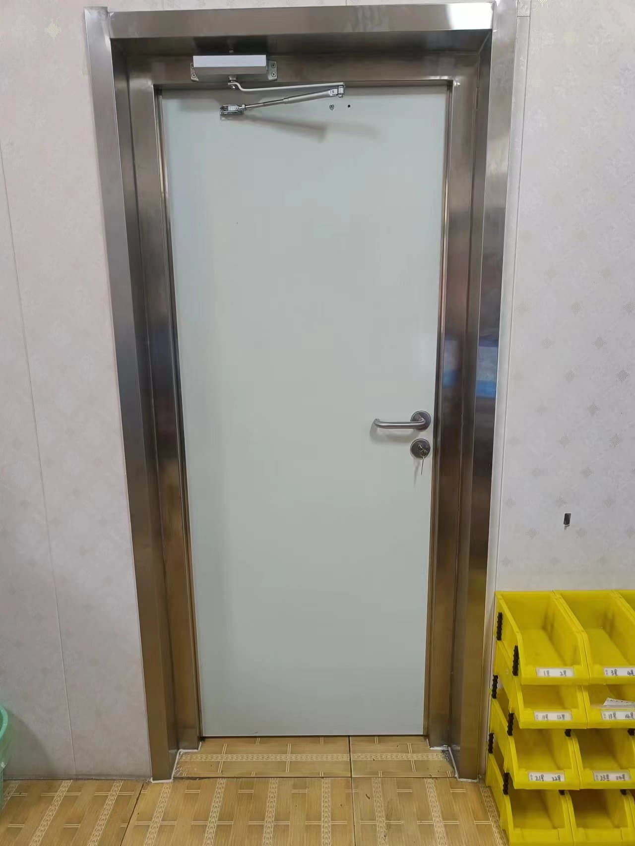 定制不锈钢铅门的经销商