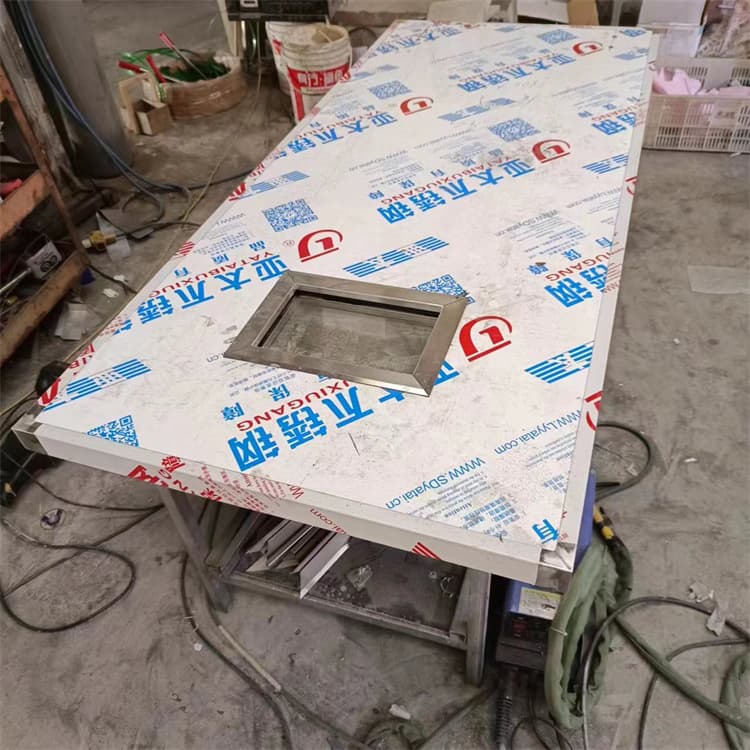 防辐射电动铅门-品质看得见