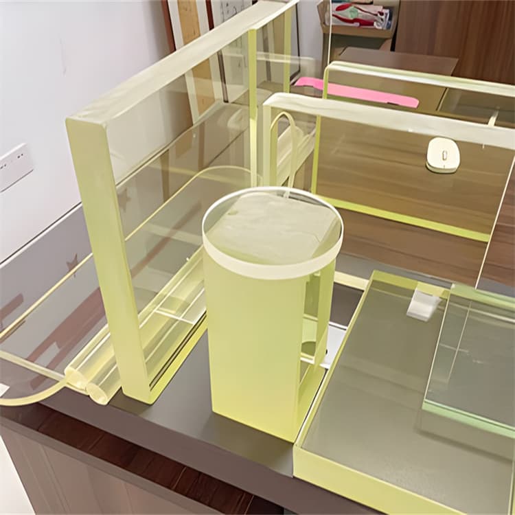 400*600mm铅玻璃上门施工使用方法