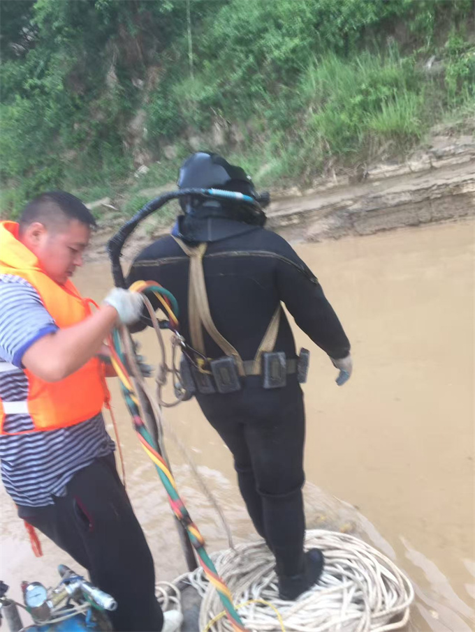 广州市水下安装气囊封堵公司-精益求精
