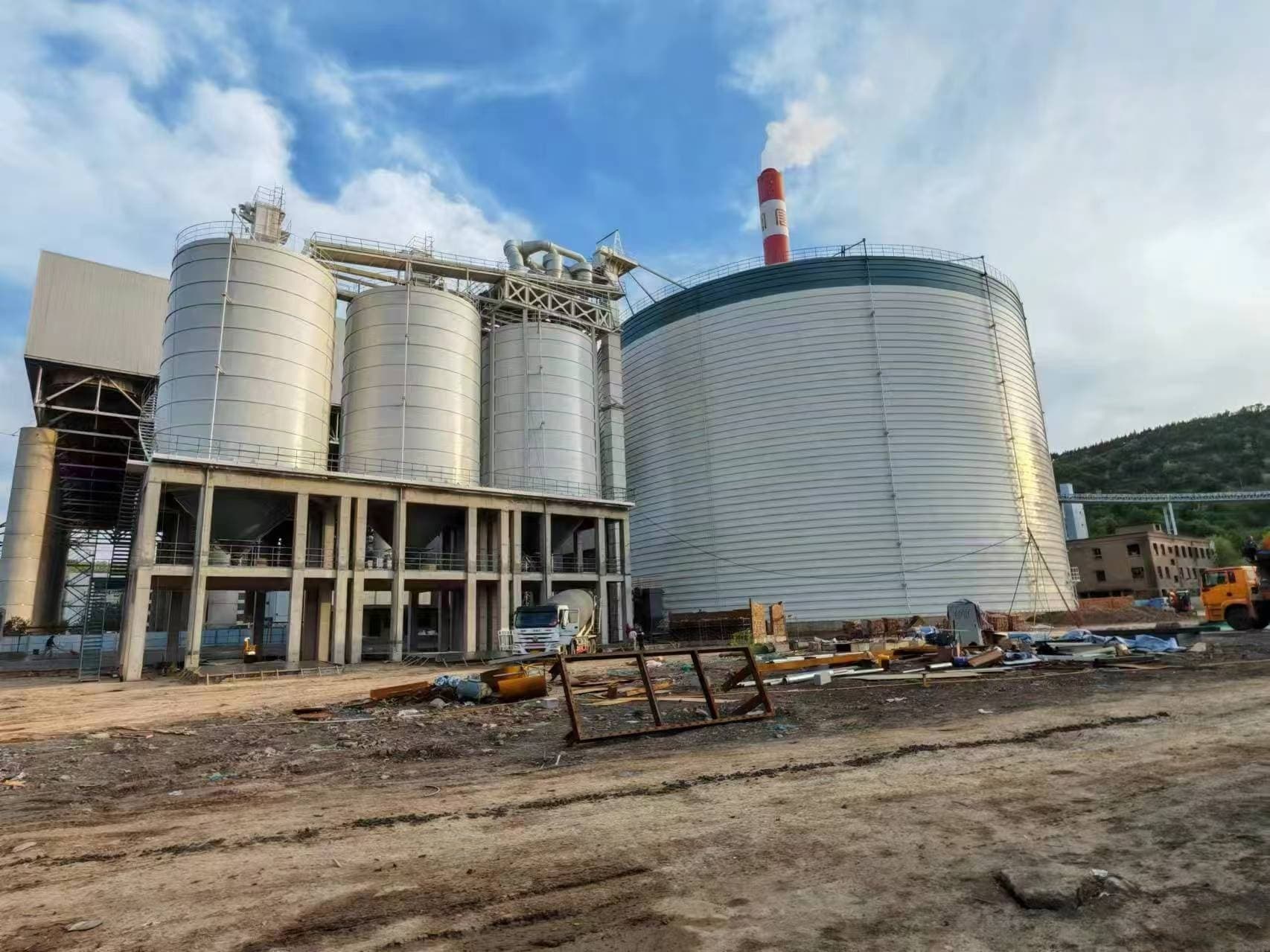7万吨粉煤灰钢板库厂家找正阳钢板仓建设工程有限公司